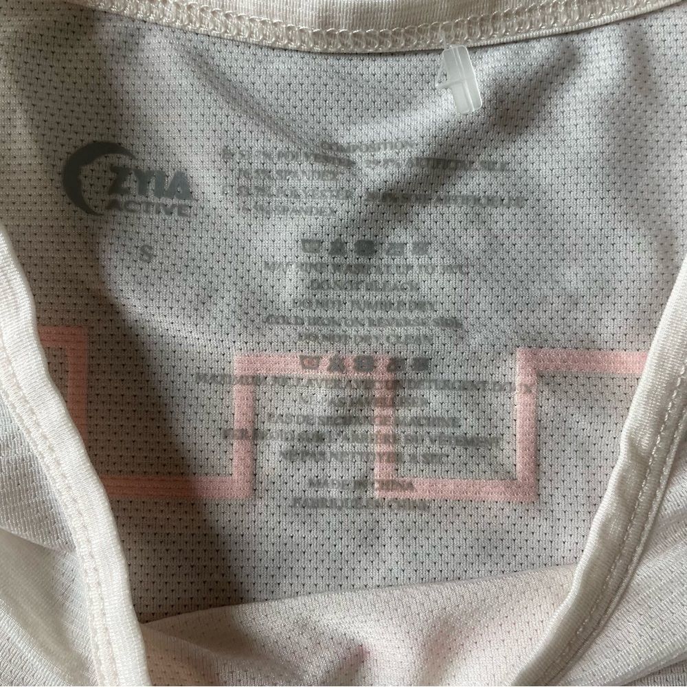 Zyia Athlete Women's Tank Top Light Pink Muscles Sleeves Featherweight (Size S) - Picture 6 of 7